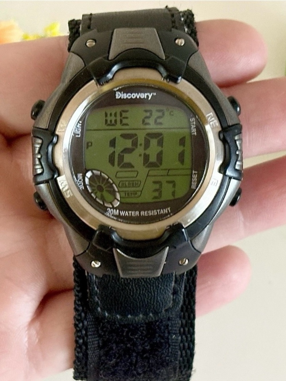 Vintage Men’s Discovery Multi-Function Digital Nylon Fast Wrap Sport Watch WORKS
